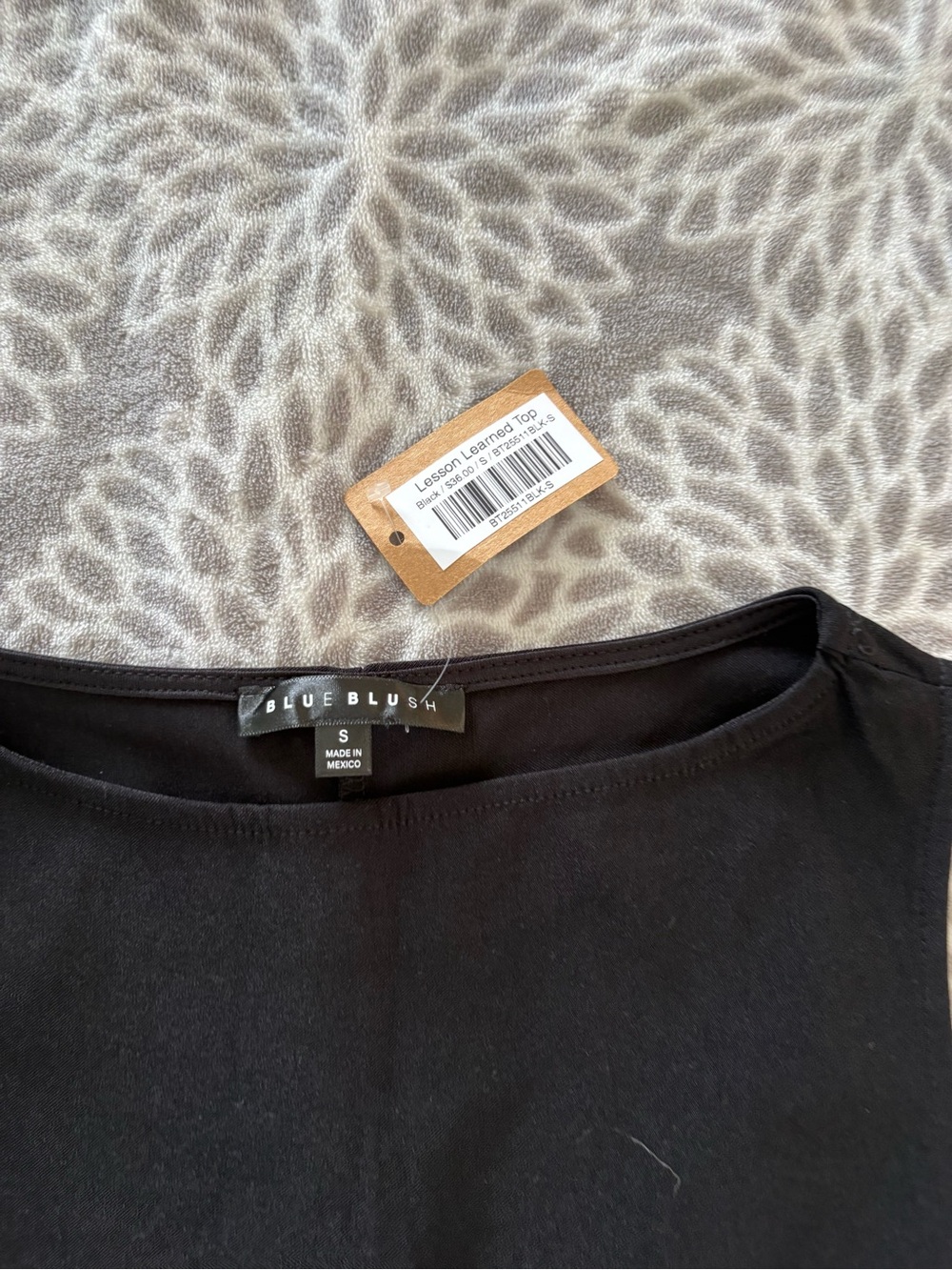 vestique Tank Top - Picture 4 of 5